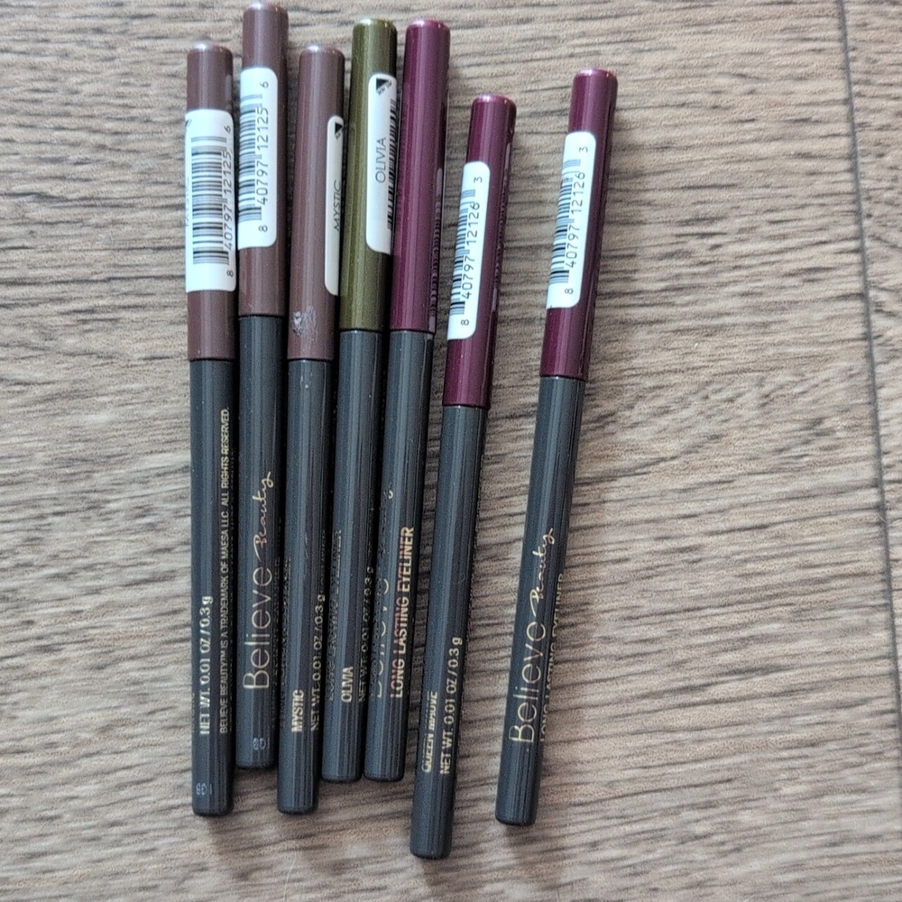 7 Believe Beauty Long Lasting Eyeliner Set